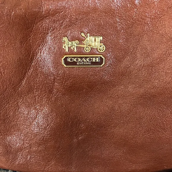 ✂️PRICE CUT COACH PURSE - Picture 2 of 9